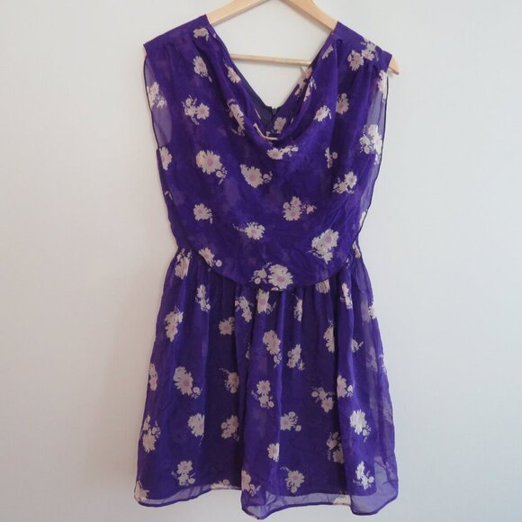 VINTAGE ANNA SUI 100% Silk Purple Ditsy Floral Draped Dress Y2K - Size US 2 - Picture 2 of 15